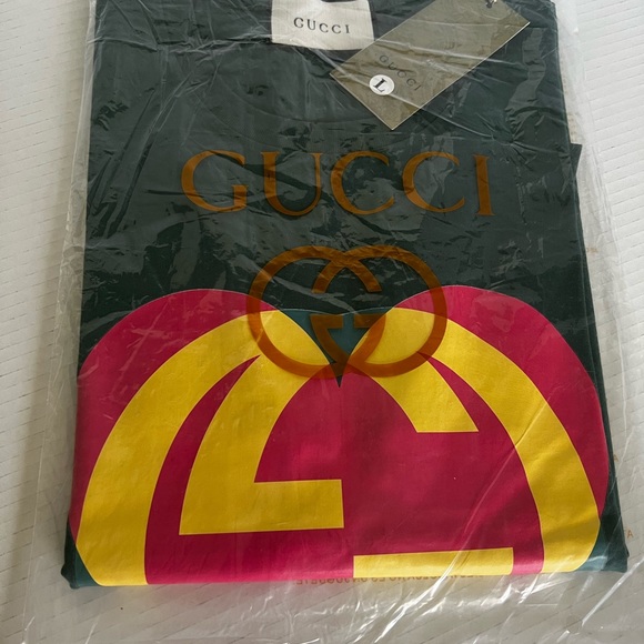 ❌SOLD ❌Not for sale.  Well made beautiful  Emerald green T-shirt - Picture 4 of 6